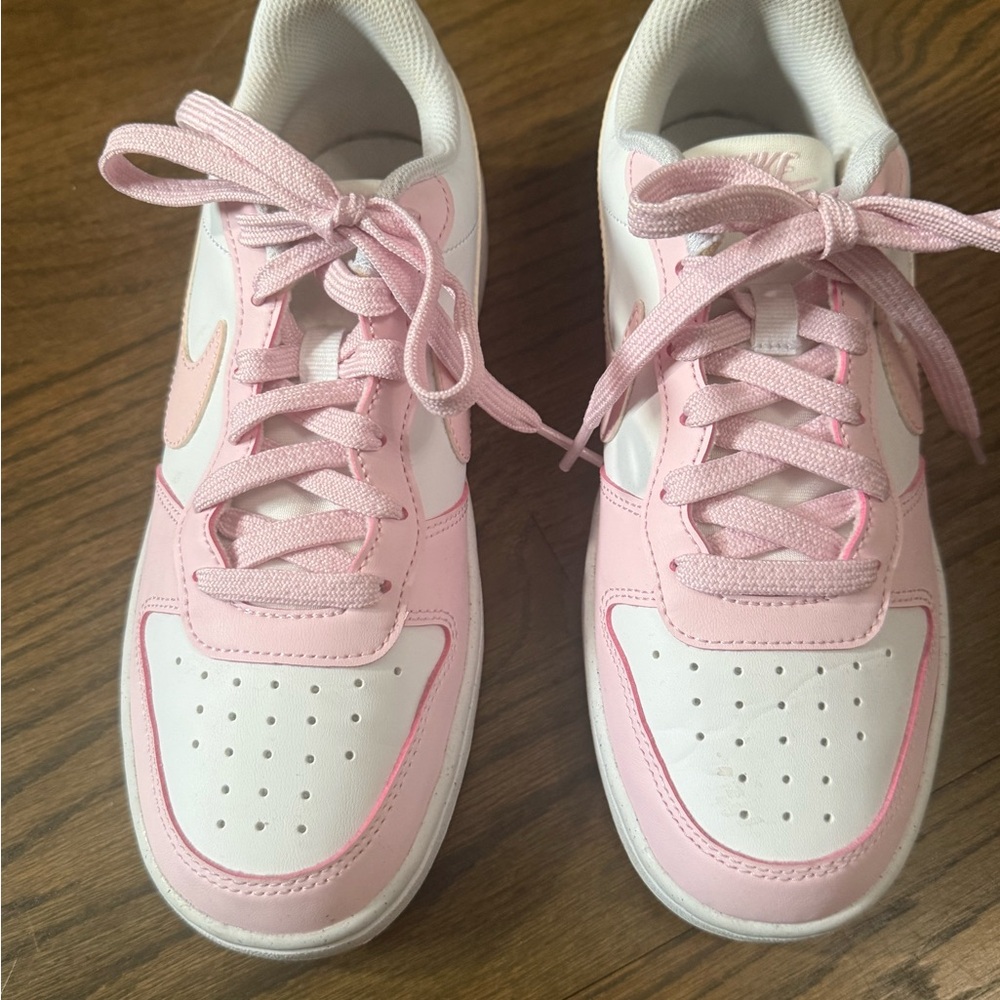 Nike Court Borough Low Recraft Sneakers in Pink and White SZ 5.5 Like New! - Picture 2 of 7